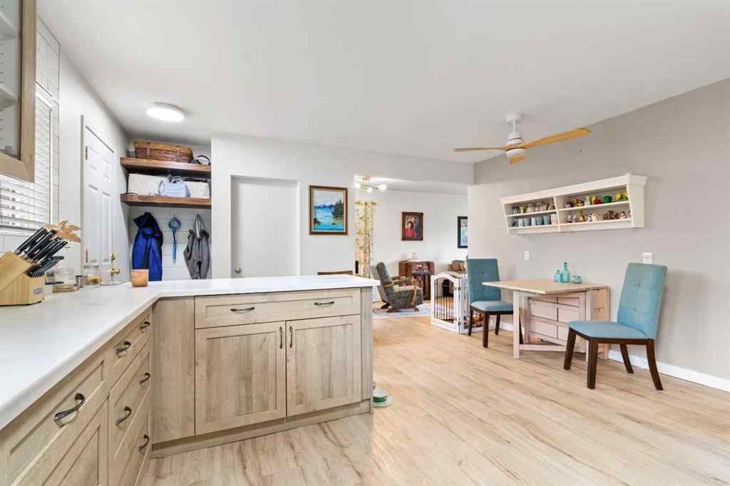 MLS® A2233156 - 5910 West Park Crescent  in West Park Red Deer, Residential