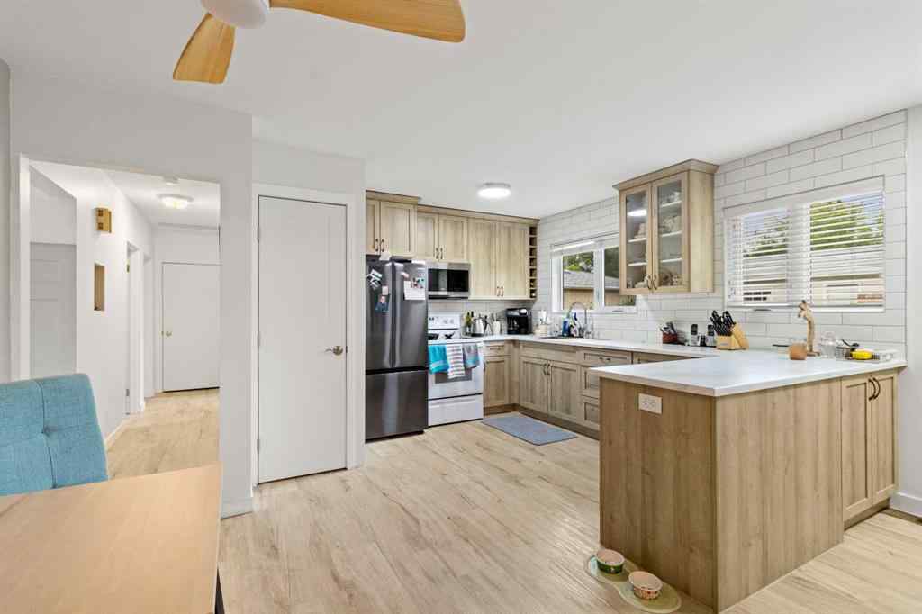 MLS® A2233156 - 5910 West Park Crescent  in West Park Red Deer, Residential