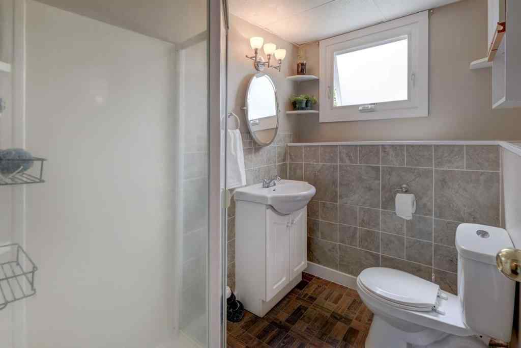 MLS® A2233161 - 252 Rundleview Drive NE in Rundle Calgary, Residential