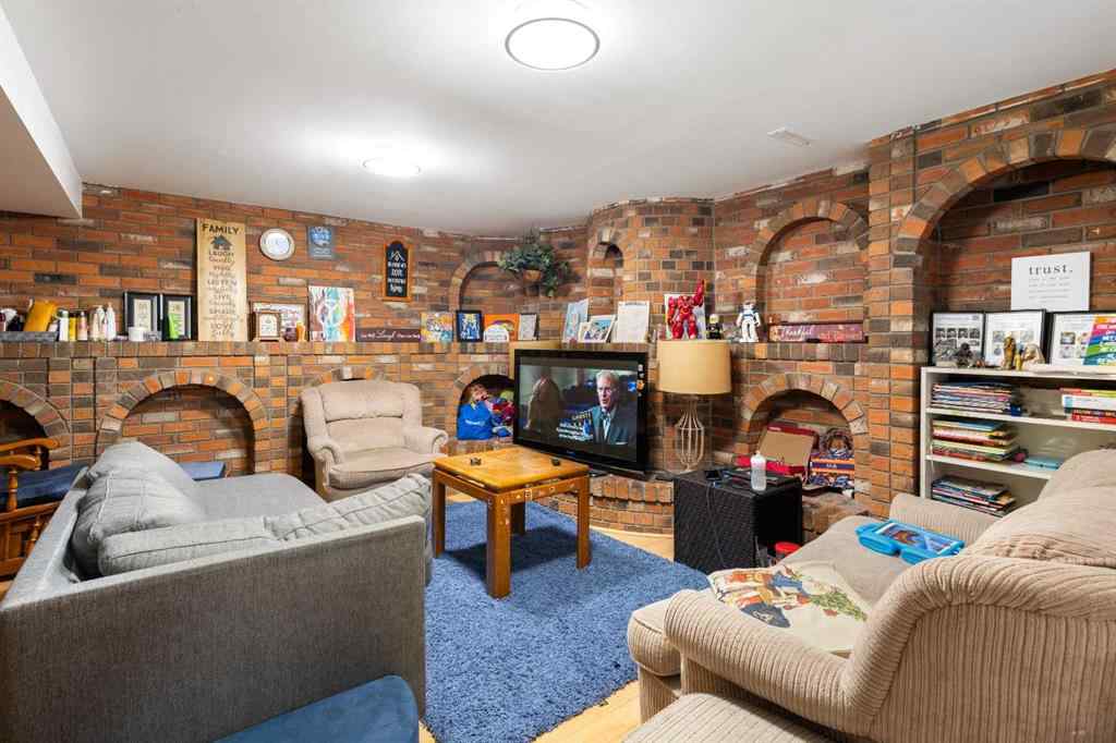 MLS® A2233167 - 703 130 Avenue SW in Canyon Meadows Calgary, Residential