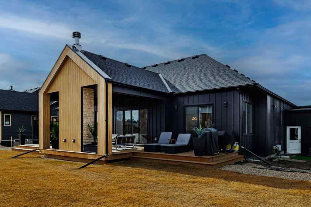 MLS® A2233171 - 19 Monterra Way  in Monterra Rural Rocky View County, Residential