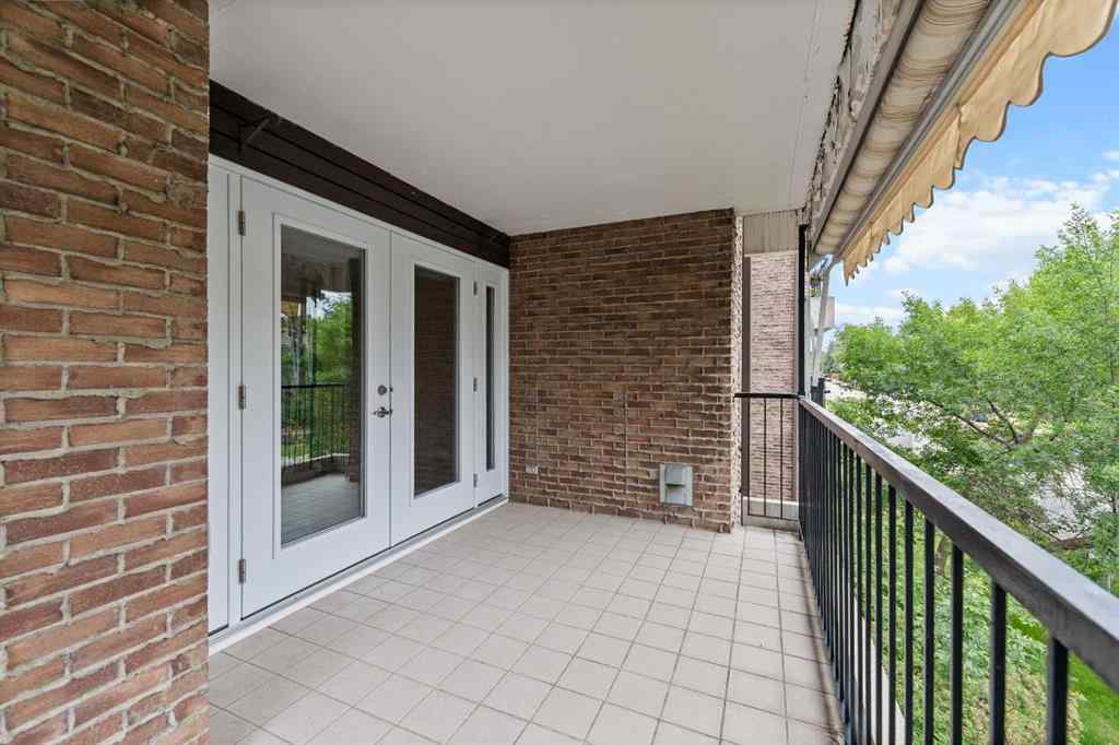 MLS® A2233178 - Unit #1310 201 Braeglen Close SW in Braeside Calgary, Residential