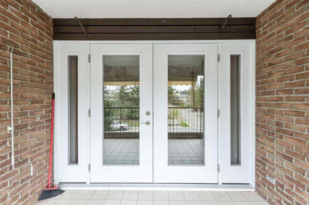 MLS® A2233178 - Unit #1310 201 Braeglen Close SW in Braeside Calgary, Residential