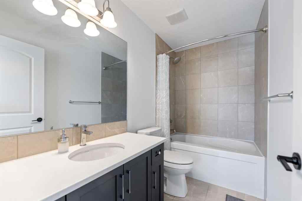 MLS® A2233183 - 180 Chelsea Glen  in Chelsea_CH Chestermere, Residential