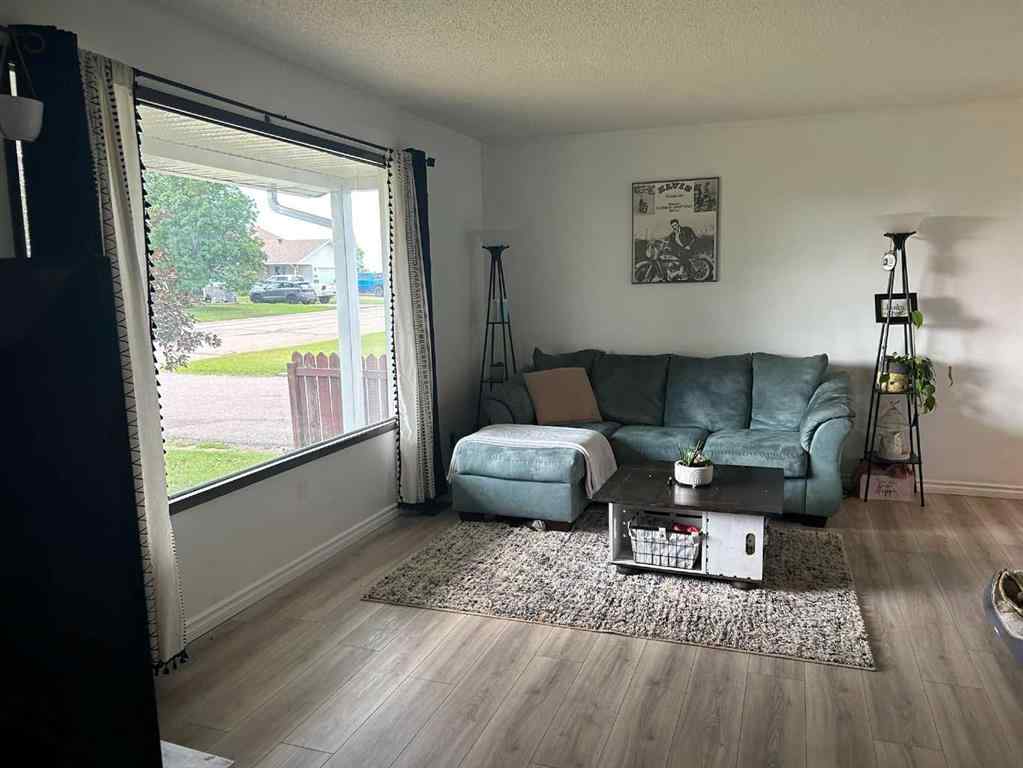 MLS® A2233193 - 1029 18 Avenue   in Wainwright Wainwright, Residential