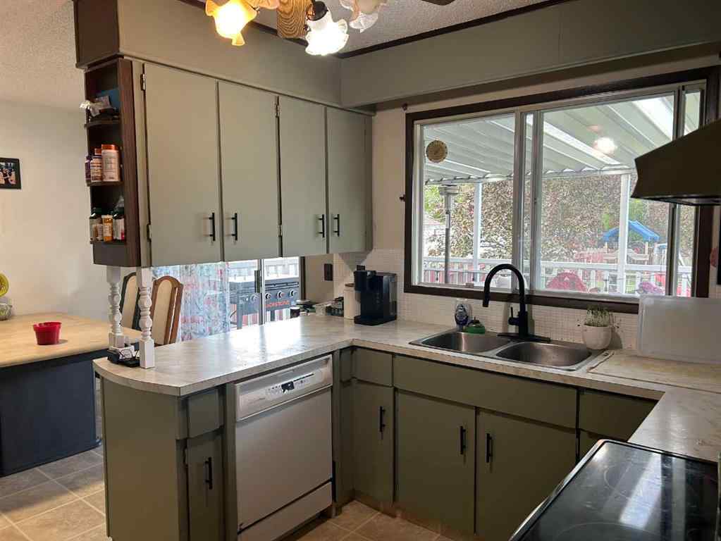 MLS® A2233193 - 1029 18 Avenue   in Wainwright Wainwright, Residential