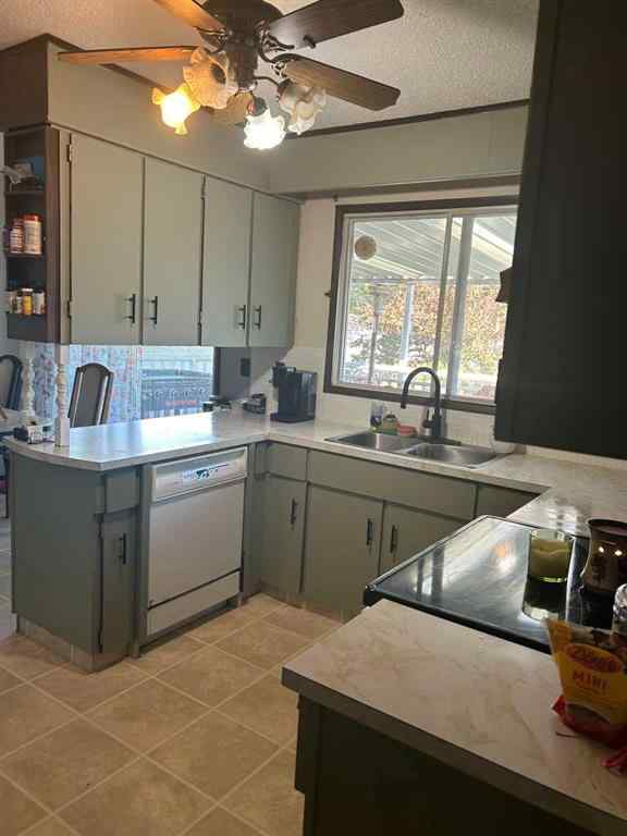 MLS® A2233193 - 1029 18 Avenue   in Wainwright Wainwright, Residential