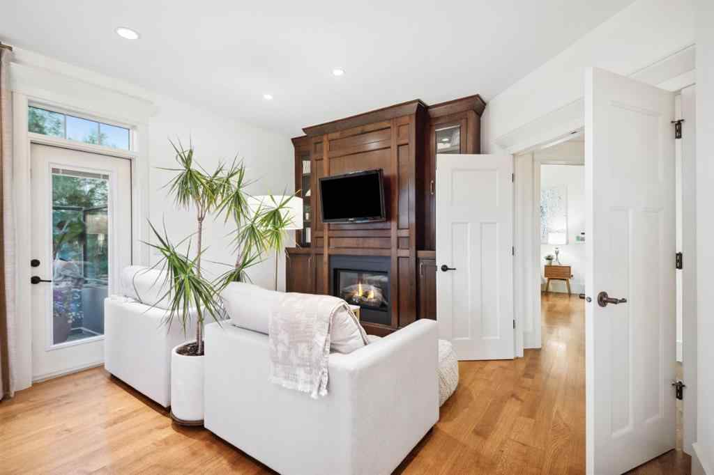 MLS® A2233196 - 108 Posthill Drive SW in Springbank Hill Calgary, Residential