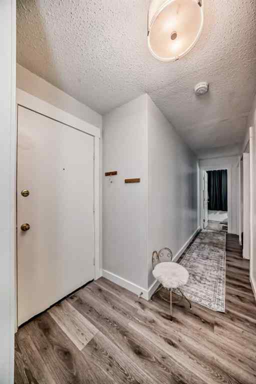 MLS® A2233213 - Unit #304 4328 4 Street NW in Highland Park Calgary, Residential