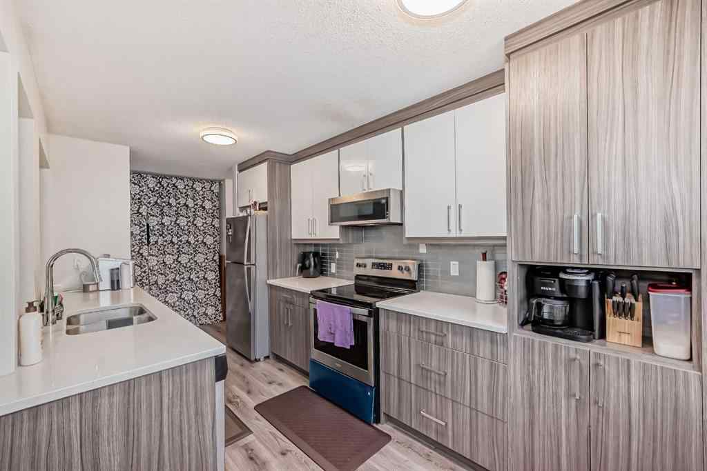 MLS® A2233213 - Unit #304 4328 4 Street NW in Highland Park Calgary, Residential