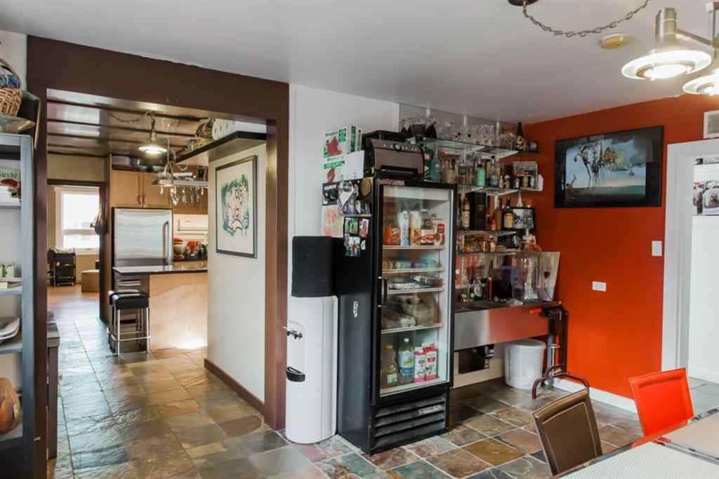 MLS® A2233248 - 10027A 100 Avenue  in Central Business District Grande Prairie, Commercial