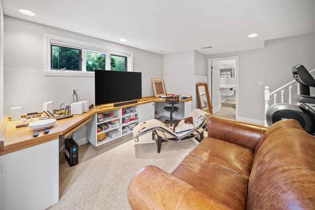 MLS® A2233257 - 5 Woodside Lane  in Larch Canmore, Residential