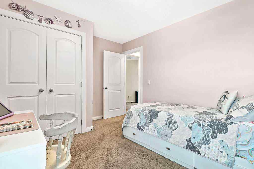 MLS® A2233289 - 11 Westridge Rise  in Westridge Okotoks, Residential