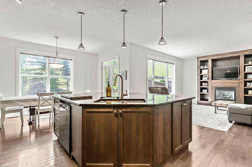 MLS® A2233289 - 11 Westridge Rise  in Westridge Okotoks, Residential