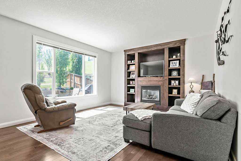 MLS® A2233289 - 11 Westridge Rise  in Westridge Okotoks, Residential