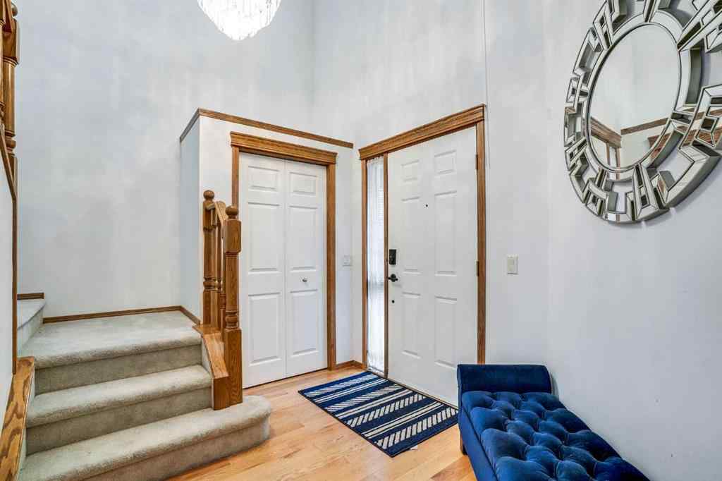 MLS® A2233295 - 76 Somerset Manor SW in Somerset Calgary, Residential
