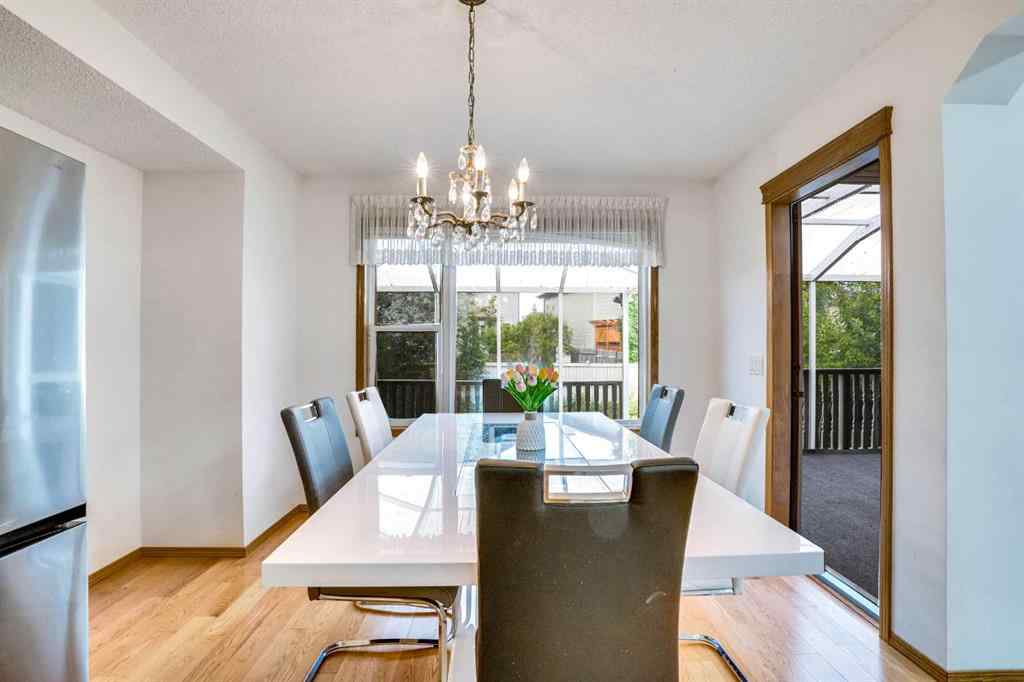 MLS® A2233295 - 76 Somerset Manor SW in Somerset Calgary, Residential