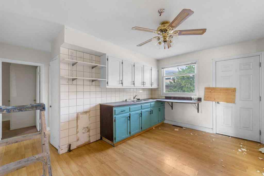 MLS® A2233300 - 6316 Bowwood Drive NW in Bowness Calgary, Residential