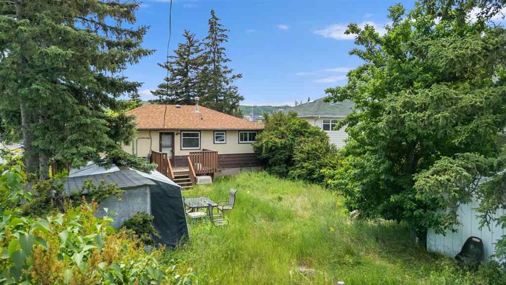 MLS® A2233300 - 6316 Bowwood Drive NW in Bowness Calgary, Residential