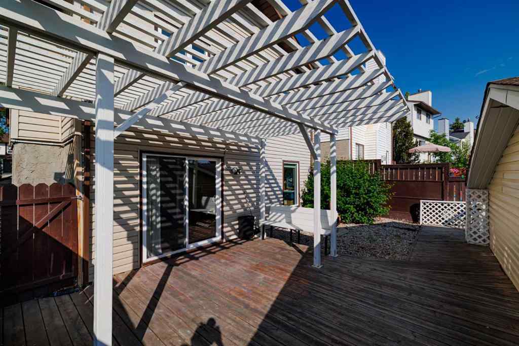 MLS® A2233311 - 168 Macewan Glen Drive NW in MacEwan Glen Calgary, Residential