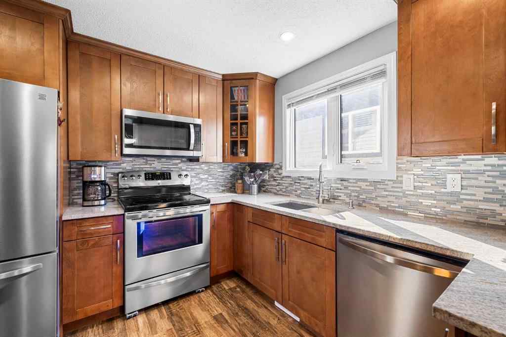 MLS® A2233311 - 168 Macewan Glen Drive NW in MacEwan Glen Calgary, Residential