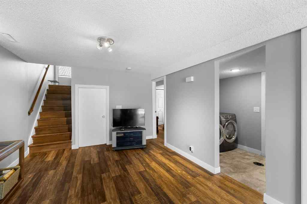 MLS® A2233311 - 168 Macewan Glen Drive NW in MacEwan Glen Calgary, Residential