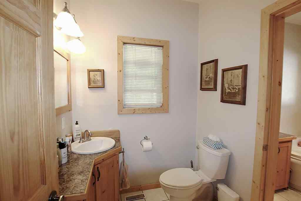 MLS® A2233329 - 1314 Cottonwood Close  in NONE Sunbreaker Cove, Residential