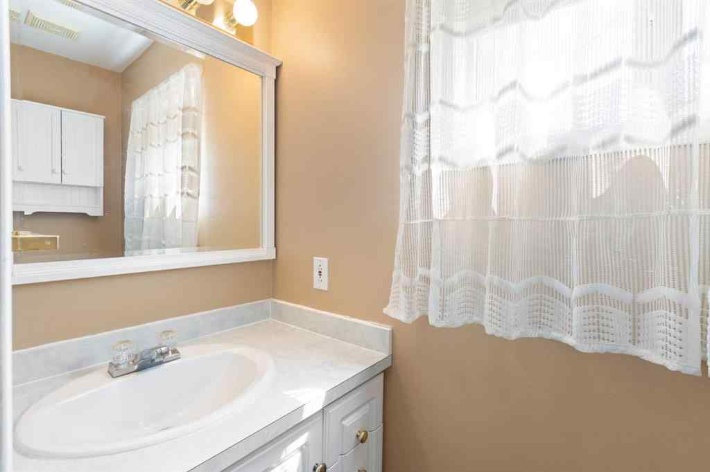 MLS® A2233364 - 328 6 Avenue N in NONE Champion, Residential