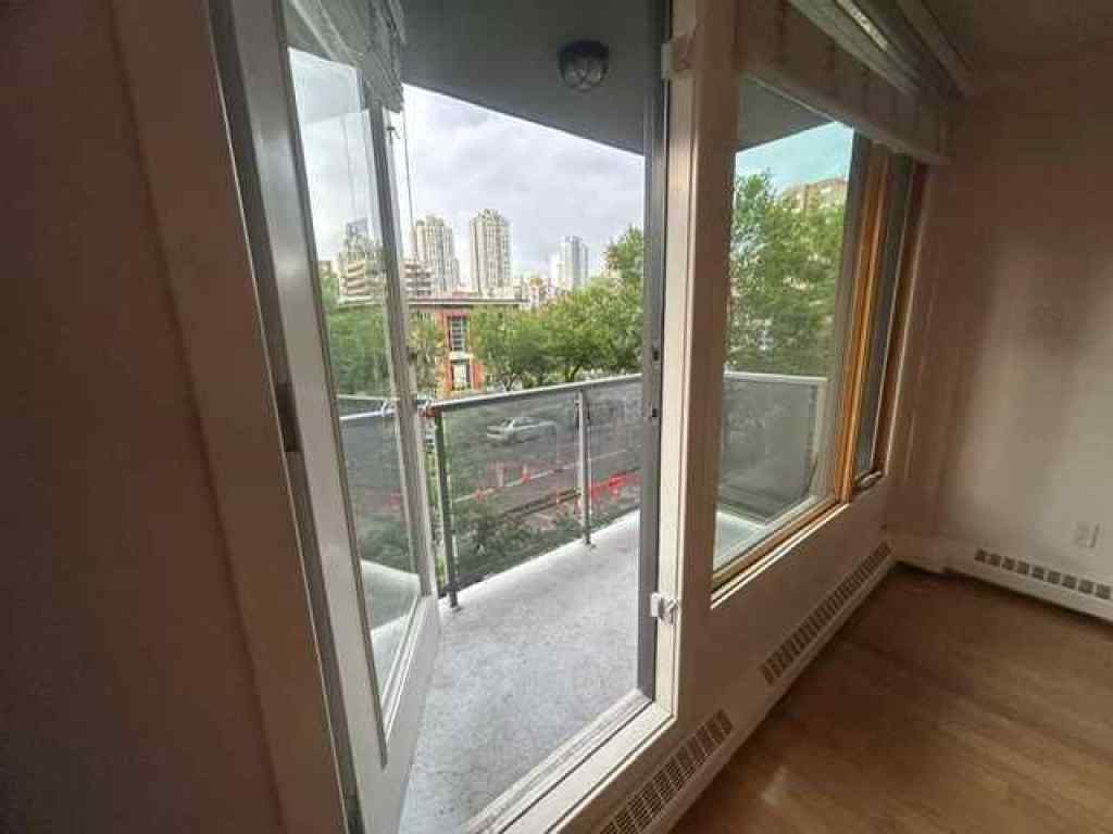 MLS® A2233369 - Unit #302 1225 15 Avenue  in Beltline Calgary, Residential