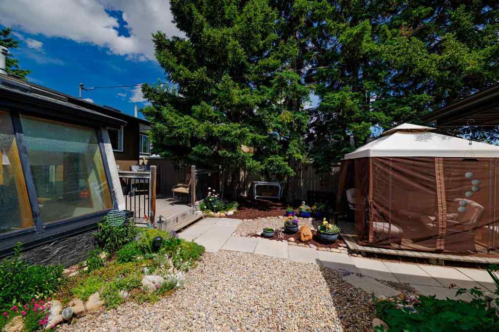 MLS® A2233378 - 461 78 Avenue NE in Huntington Hills Calgary, Residential