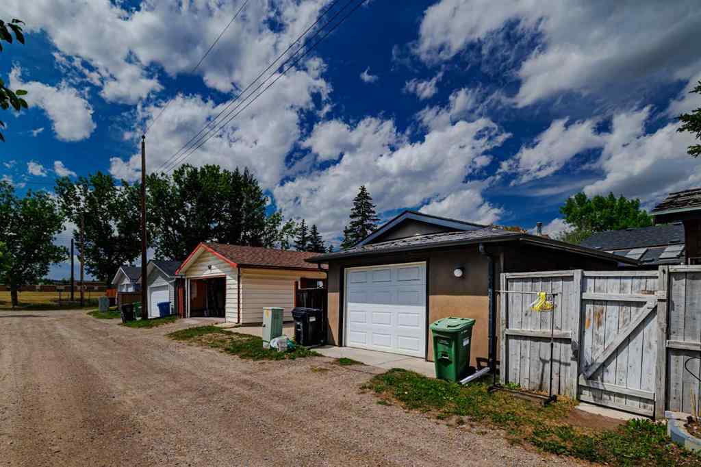 MLS® A2233378 - 461 78 Avenue NE in Huntington Hills Calgary, Residential