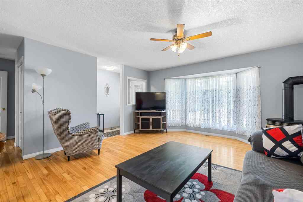 MLS® A2233378 - 461 78 Avenue NE in Huntington Hills Calgary, Residential