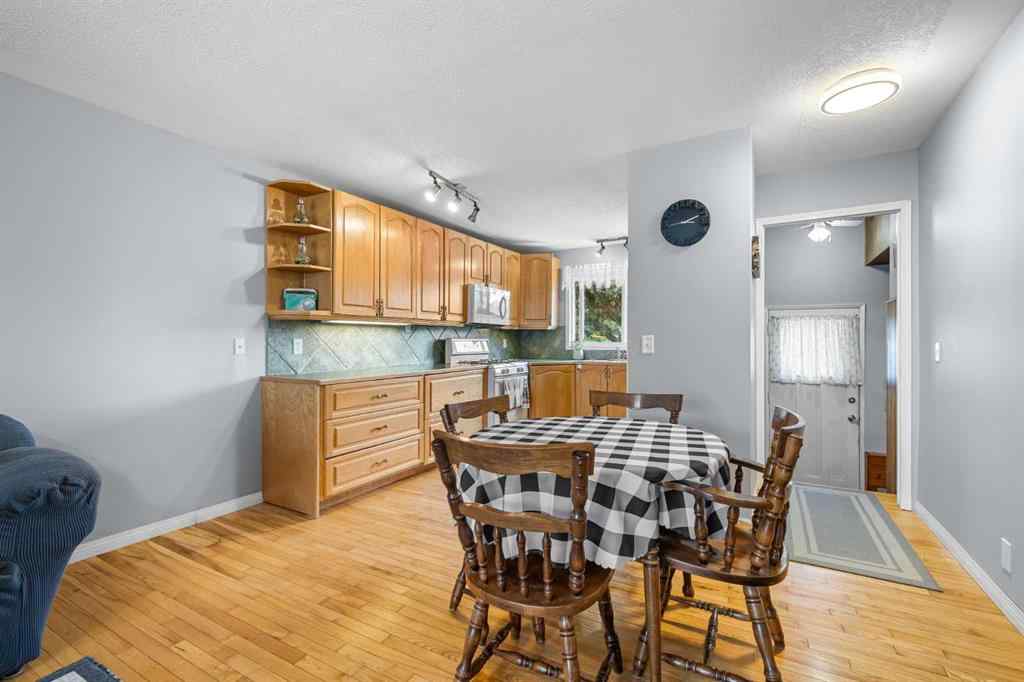 MLS® A2233378 - 461 78 Avenue NE in Huntington Hills Calgary, Residential