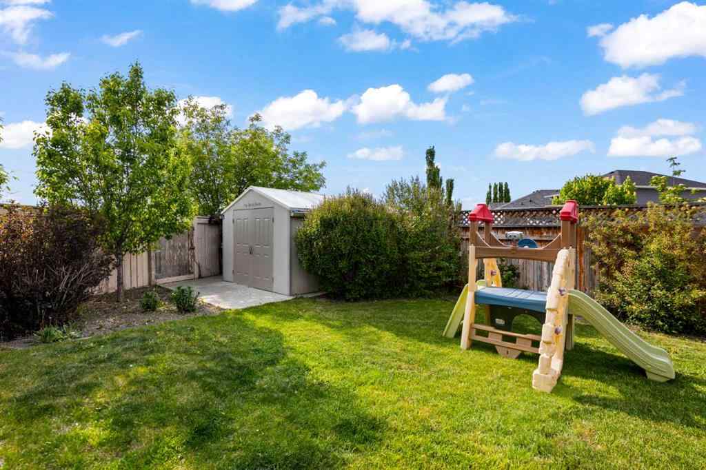 MLS® A2233379 - 64 Everglen Rise SW in Evergreen Calgary, Residential