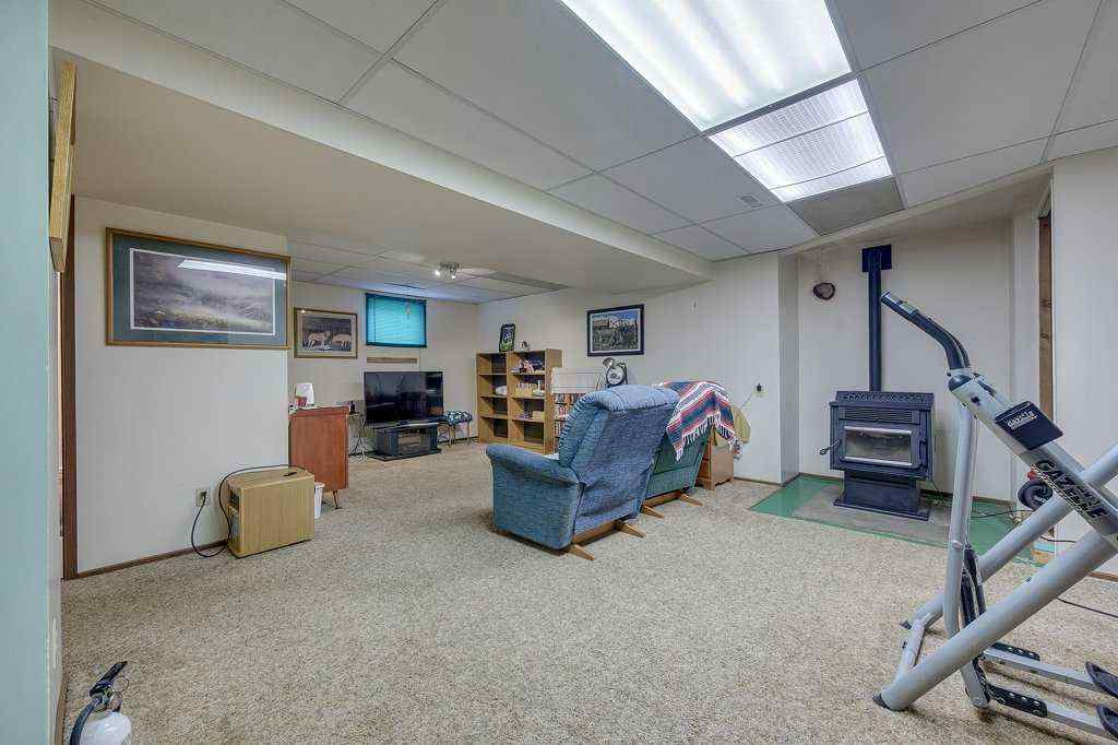 MLS® A2233388 - 39321 Range Road 273   in NONE Rural Lacombe County, Residential
