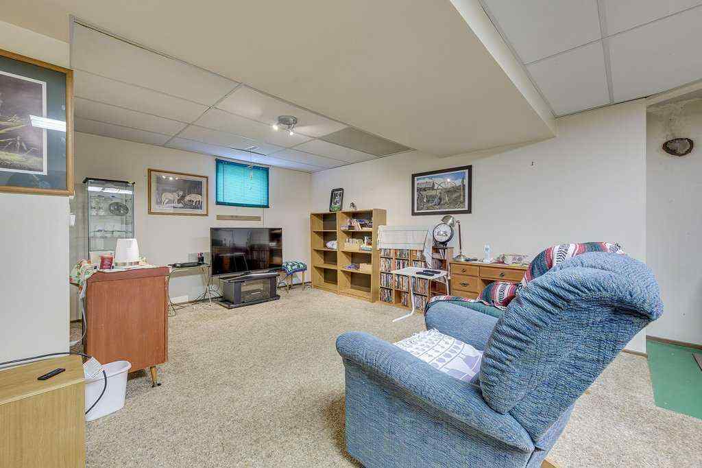 MLS® A2233388 - 39321 Range Road 273   in NONE Rural Lacombe County, Residential