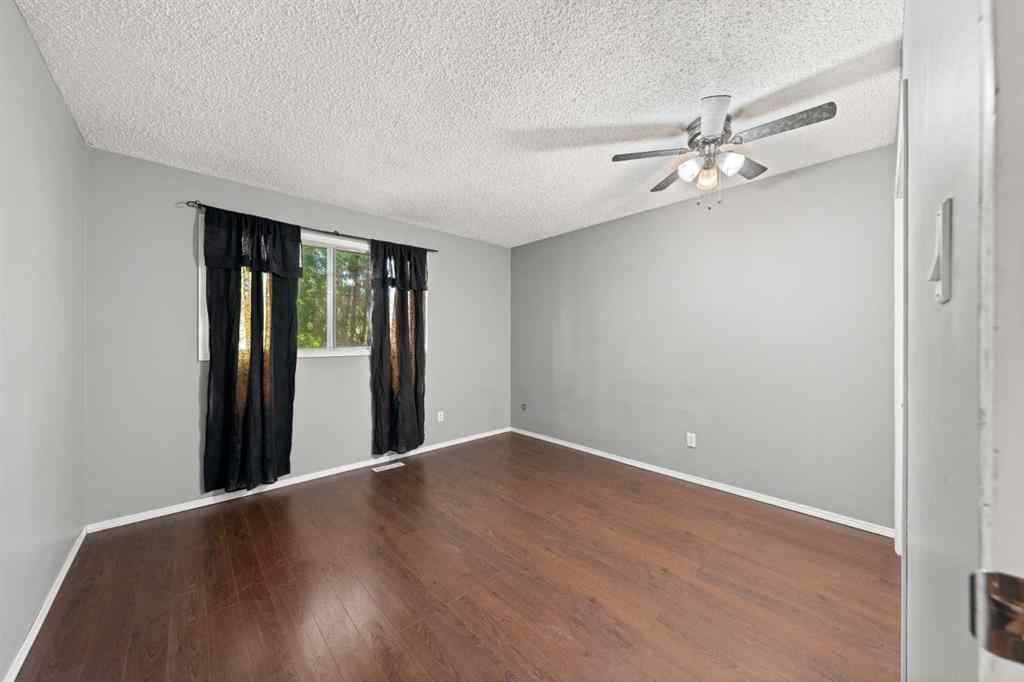 MLS® A2233397 - 40 Lake Bevan Drive E in Lakewood Brooks, Residential