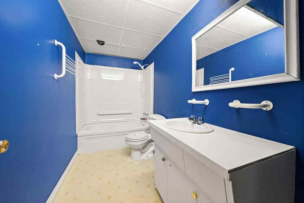 MLS® A2233397 - 40 Lake Bevan Drive E in Lakewood Brooks, Residential