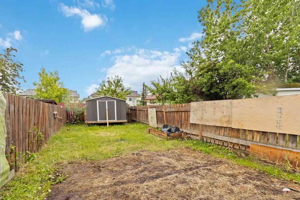 MLS® A2233403 - 116 Wallace Place  in Thickwood Fort McMurray, Residential