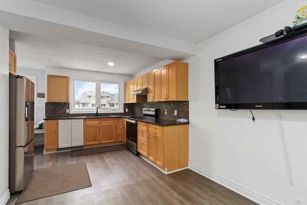 MLS® A2233403 - 116 Wallace Place  in Thickwood Fort McMurray, Residential