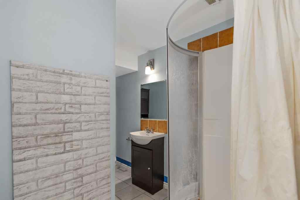 MLS® A2233403 - 116 Wallace Place  in Thickwood Fort McMurray, Residential