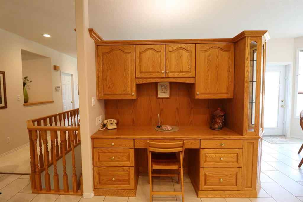 MLS® A2233414 - 77 Fairmont Park Landing S in Fairmont Lethbridge, Residential