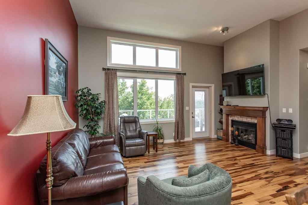 MLS® A2233429 - 20 Beardsley Crescent  in College Heights Lacombe, Residential