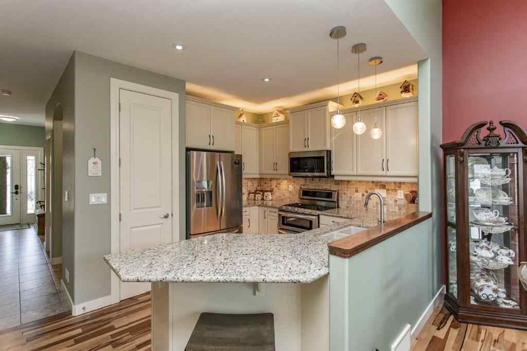 MLS® A2233429 - 20 Beardsley Crescent  in College Heights Lacombe, Residential