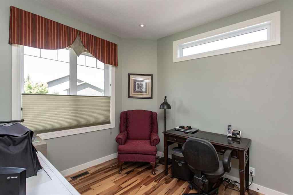 MLS® A2233429 - 20 Beardsley Crescent  in College Heights Lacombe, Residential