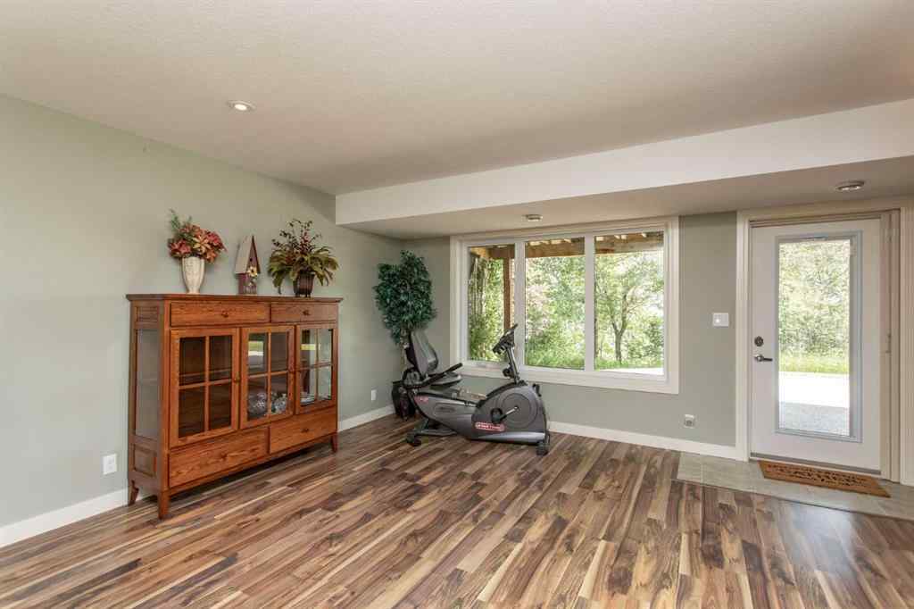 MLS® A2233429 - 20 Beardsley Crescent  in College Heights Lacombe, Residential