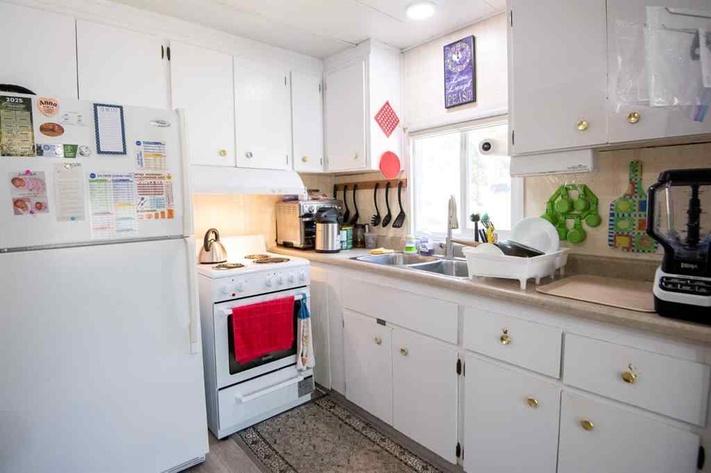 MLS® A2233443 - 10205 101 Avenue  in NONE La Crete, Residential