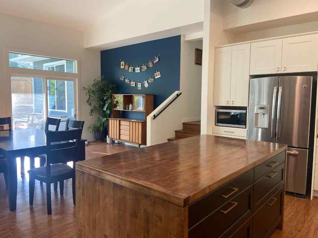 MLS® A2233456 - 2146 9b Avenue S in Victoria Park Lethbridge, Residential