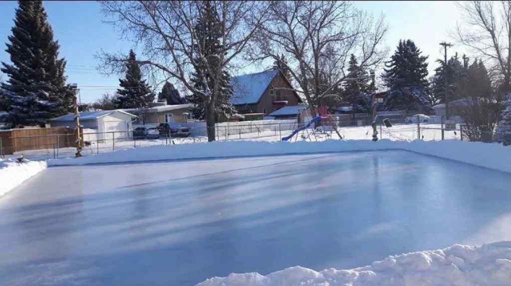 MLS® A2233456 - 2146 9b Avenue S in Victoria Park Lethbridge, Residential