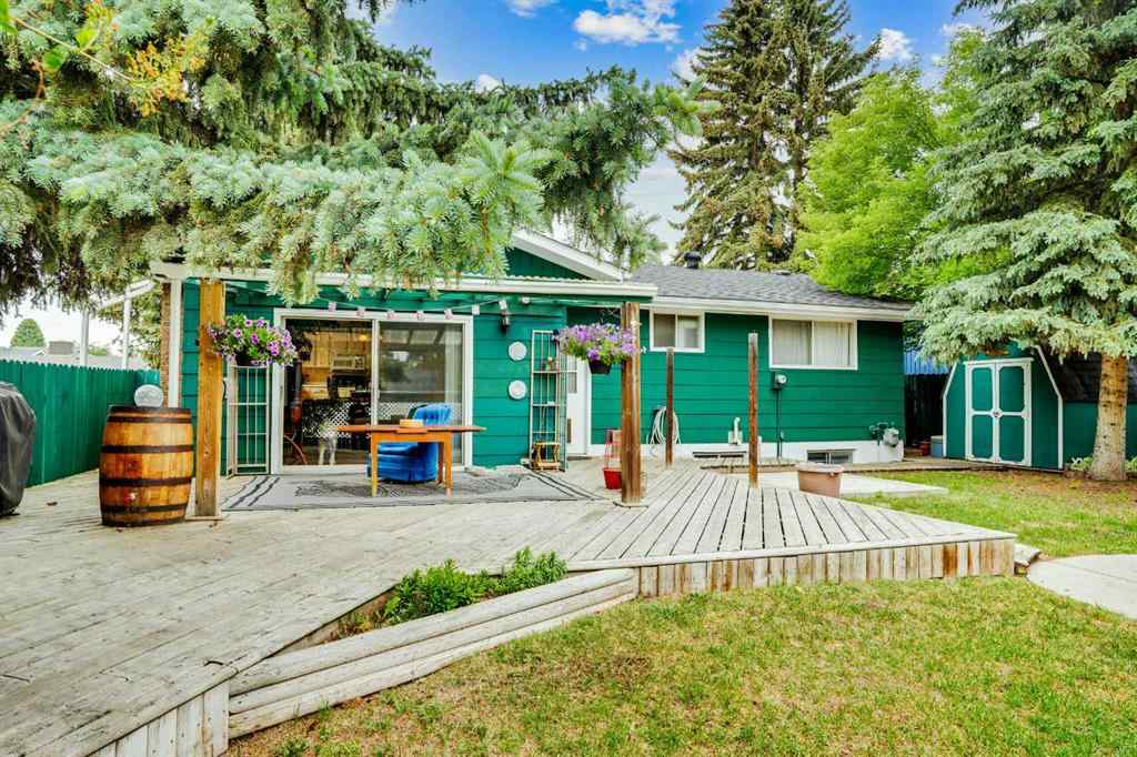 MLS® A2233469 - 956 Parkvalley Way SE in Parkland Calgary, Residential
